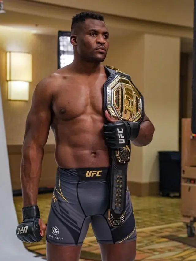 Potret Francis Ngannou (Sumber: Instagram/francisngannou)