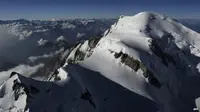 24-1-1966: Pesawat Jatuh Dekat Puncak Mont Blanc, 117 Orang Tewas