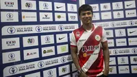 Bek Kuala Lumpur FA, Ahmad Jufriyanto, berpose usai laga Liga Super Malaysia di Stadion Kuala Lumpur, Cheras, Minggu (4/2/2018). Kuala Lumpur FA kalah 0-2 dari Selangor FA. (Bola.com/Vitalis Yogi Trisna)