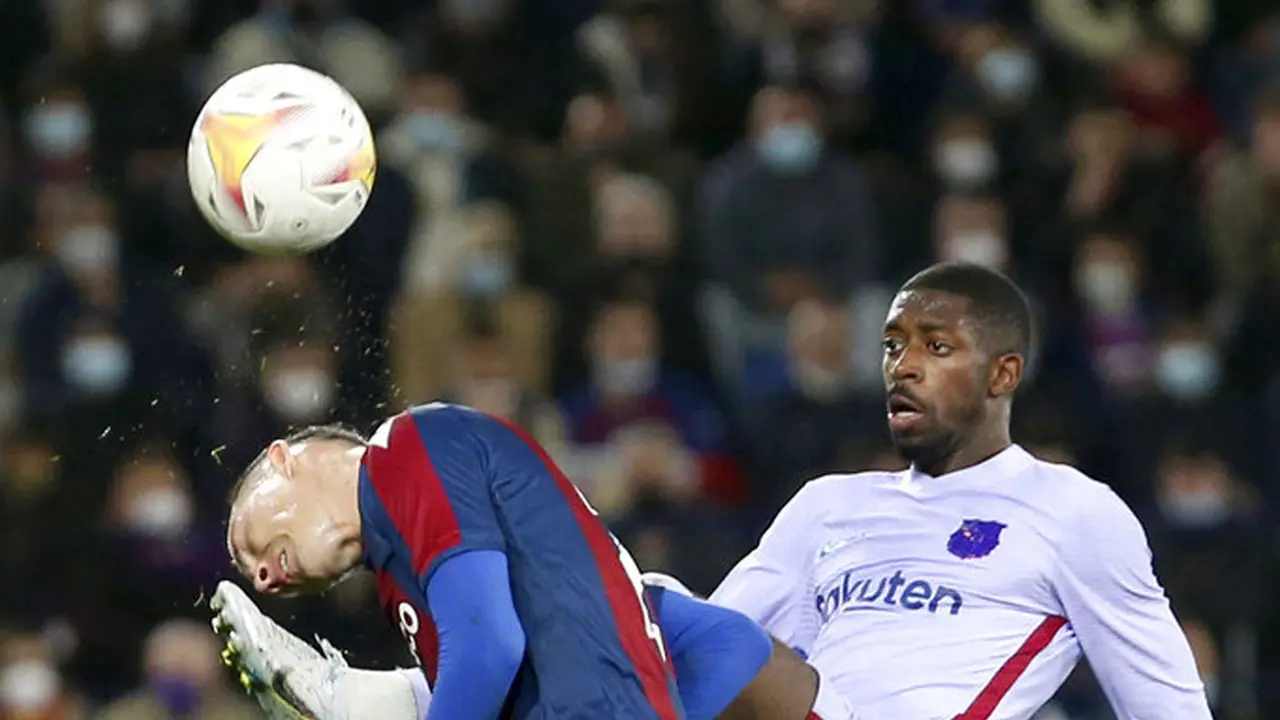 FOTO: Barcelona Menang Dramatis Lawan Levante