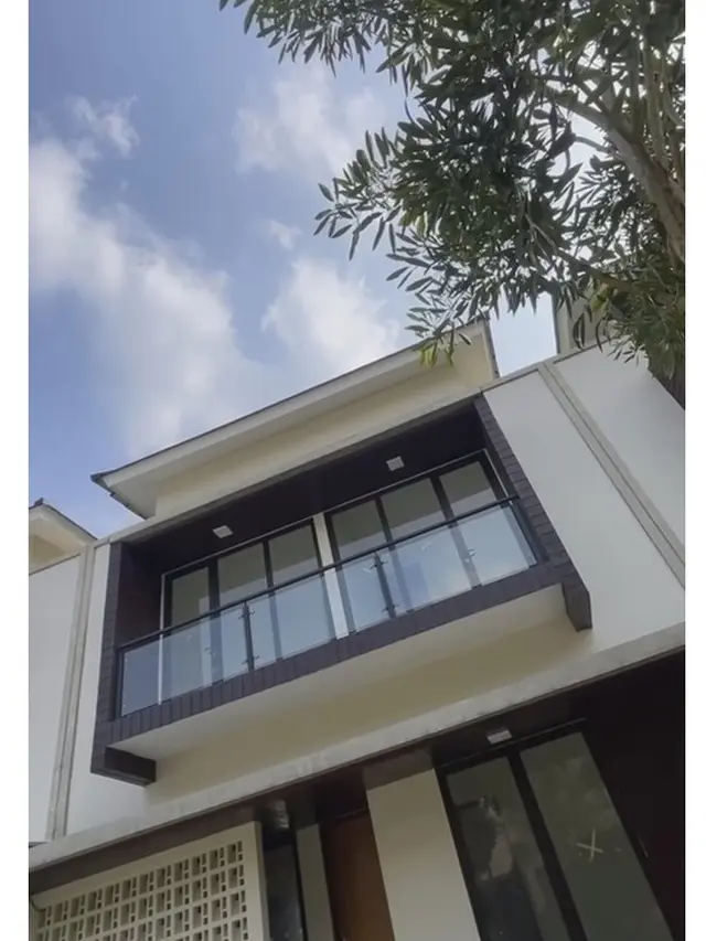 7 Potret Proses Pembangunan Rumah Baru Tissa Biani, Kembali Pilih Konsep Minimalis