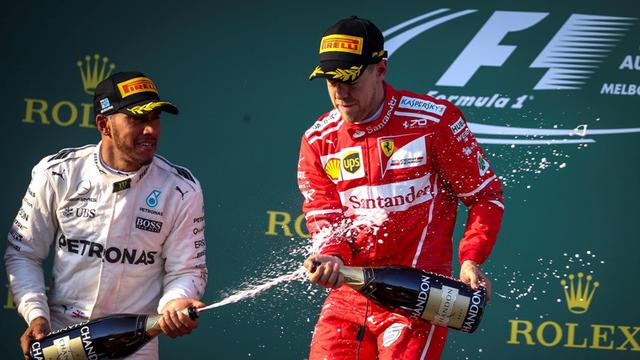 Lewis Hamilton dan Sebastian Vettel 