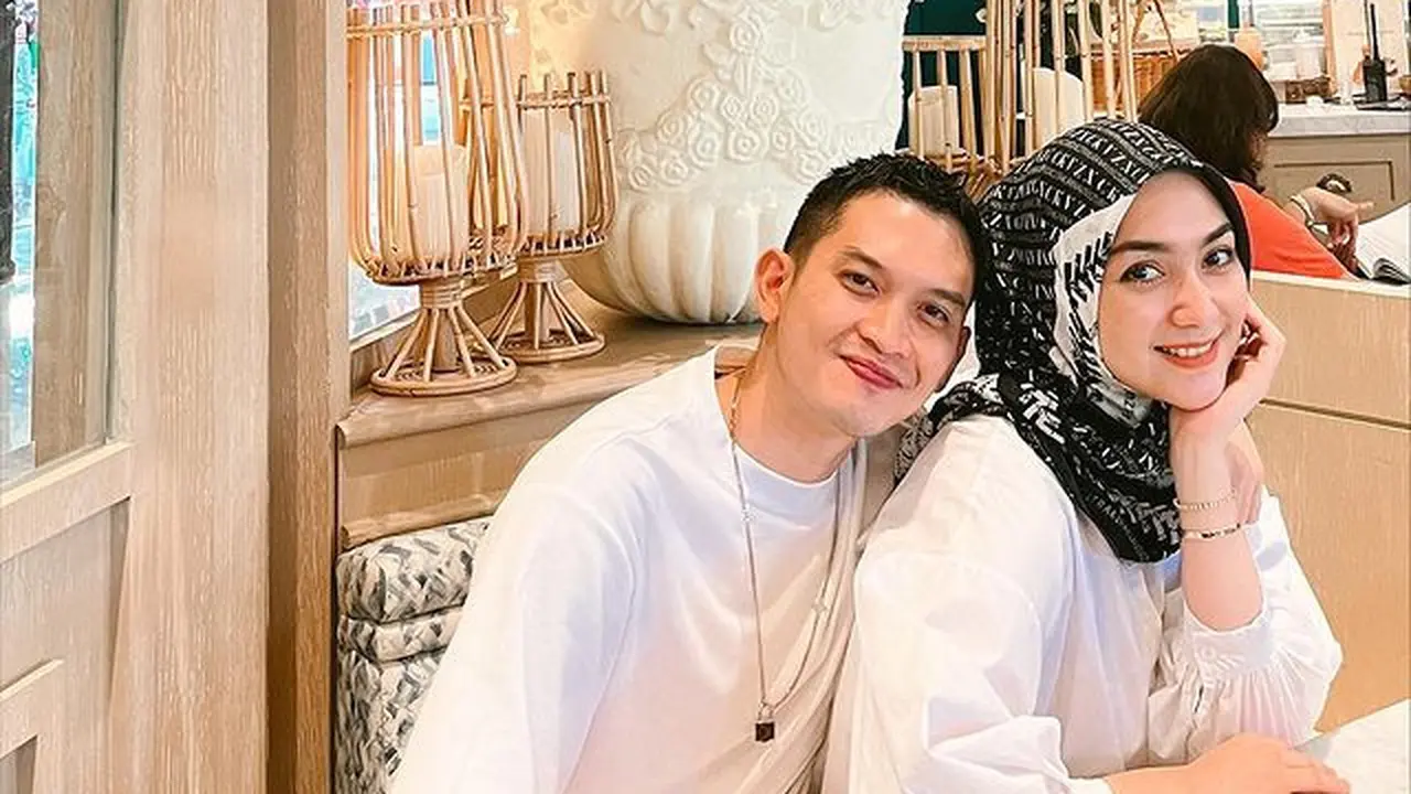 [Fimela] Citra Kirana dan Rezky Aditya