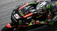 Pembalap Yamaha Tech 3, Johann Zarco ingin menyempurnakan gaya balapnya untuk MotoGP 2018. (MANAN VATSYAYANA / AFP)