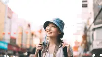 (c) Shutterstock
