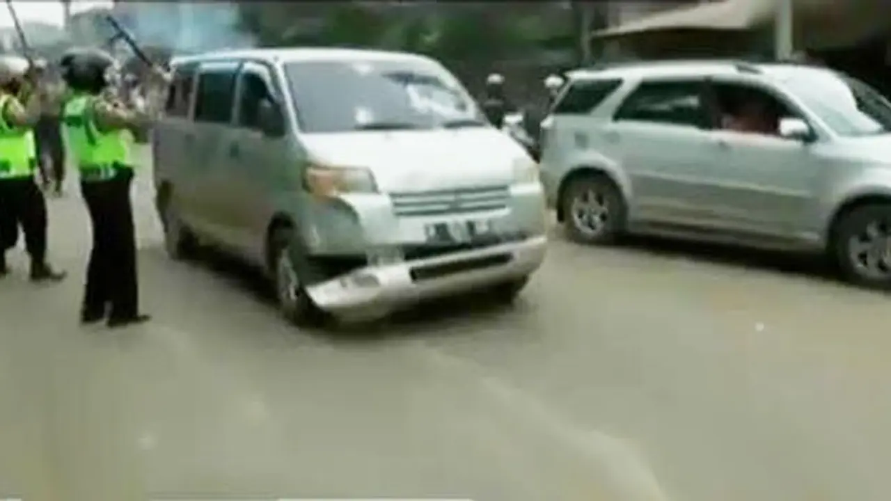 Rusuh Suporter Sepakbola
