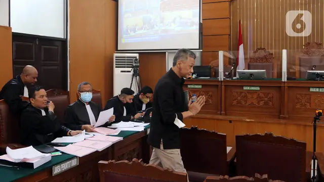 Sidang Hendra Kurniawan dan Agus Nurpatria
