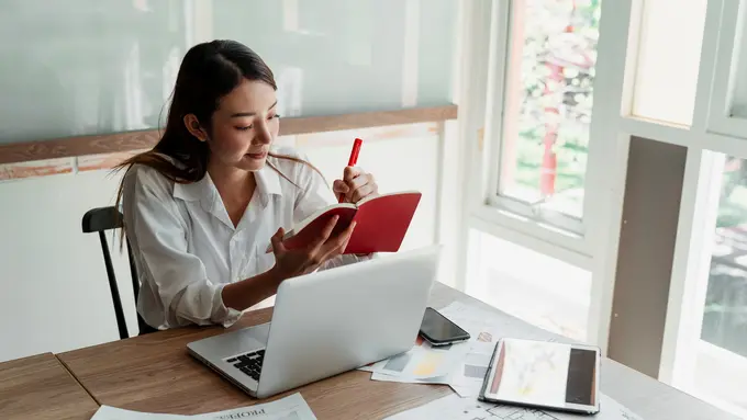 perempuan dan tegar lagi