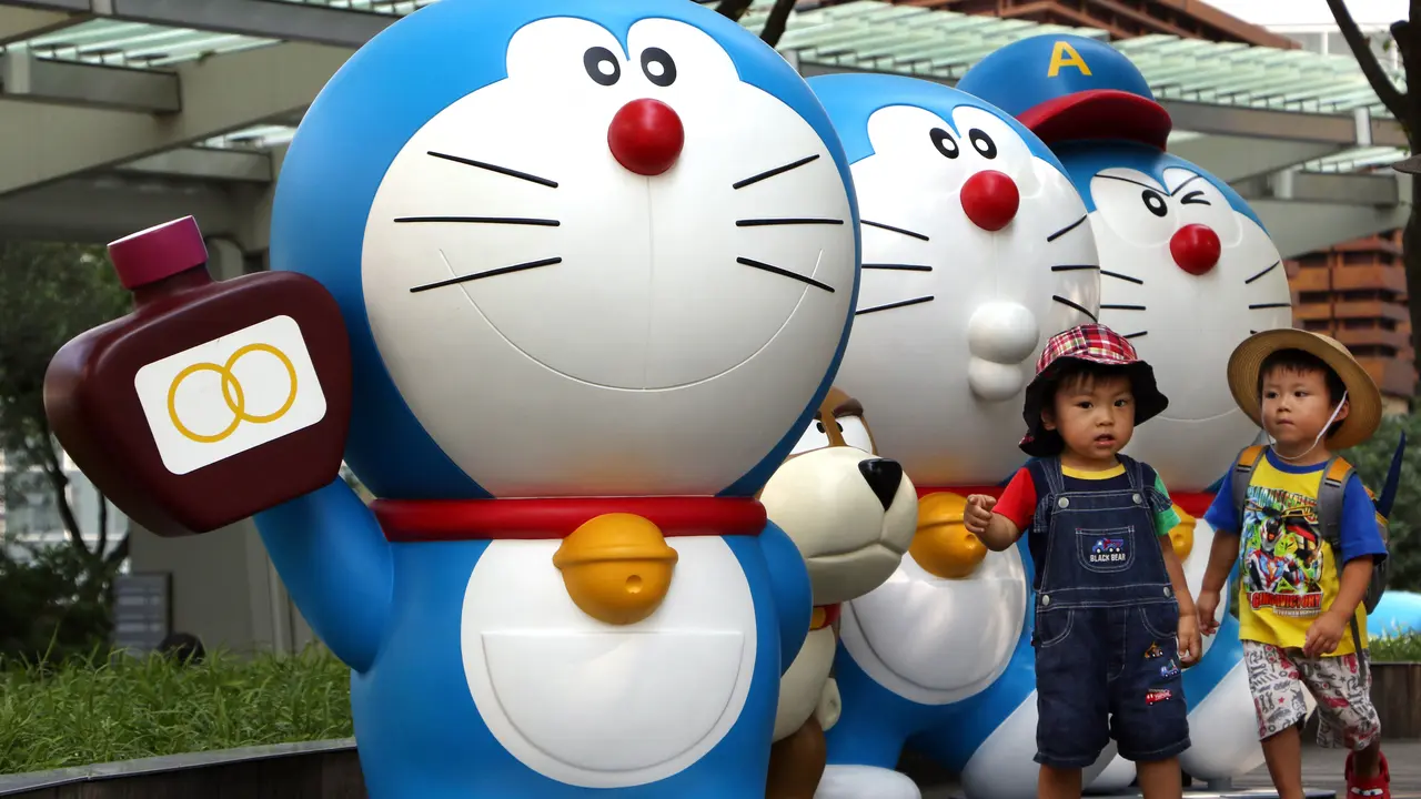 Patung Doraemon di Jepang. (YOSHIKAZU TSUNO / AFP)