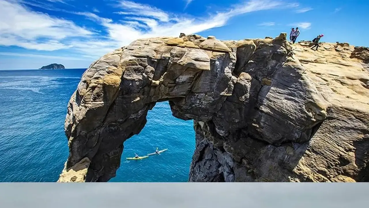 Elephant Trunk Rock di Taiwan Runtuh Akibat Erosi