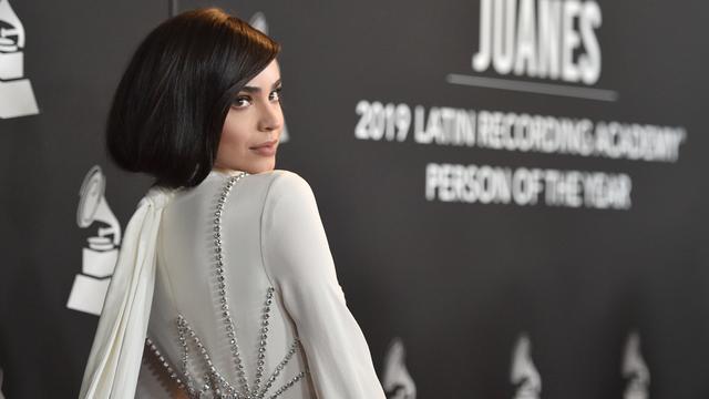 Yang Cantik dan Seksi di Recording Academy Latin Person 2019