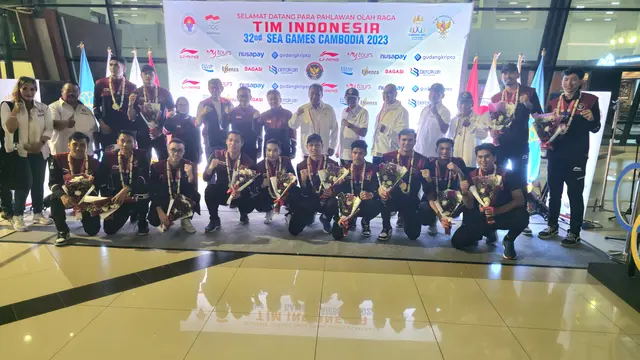 Timnas Voli Putra Indonesia saat tiba usai berjuang di SEA Games 2023