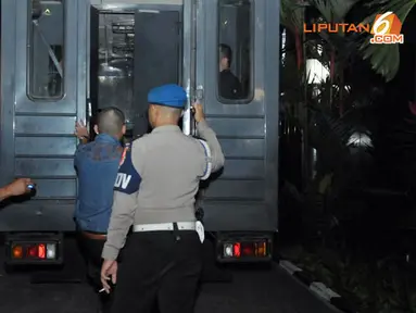 [FOTO] Polisi Ciduk 9 Orang Dalam Razia Narkoba