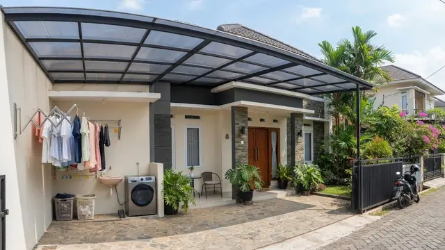 Model Kanopi Teras dengan Tempat Jemuran Model  dengan Kanopi Jemuran di Sisi Teras