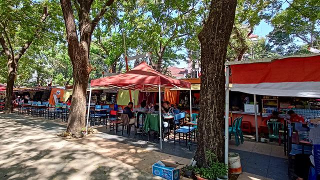 Kawasan Kuliner Kanre Rong Makassar (Liputan6.com/Fauzan)