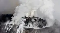 Letusan Gunung Api Colima di Barat Laut Meksiko City membuat ratusan warga yang berada di kaki gunung harus dievakuasi (Reuters)
