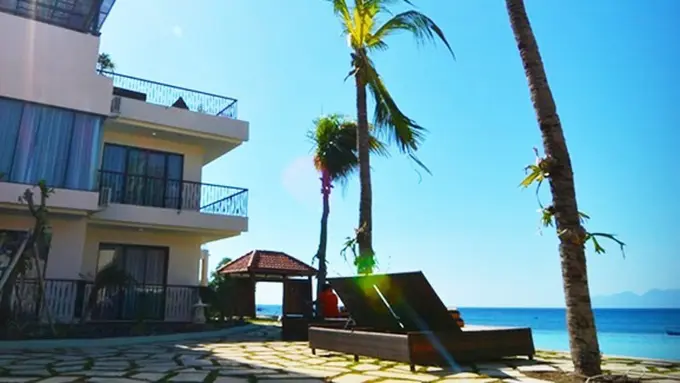 Photo: Copyright Doc Vemale.com