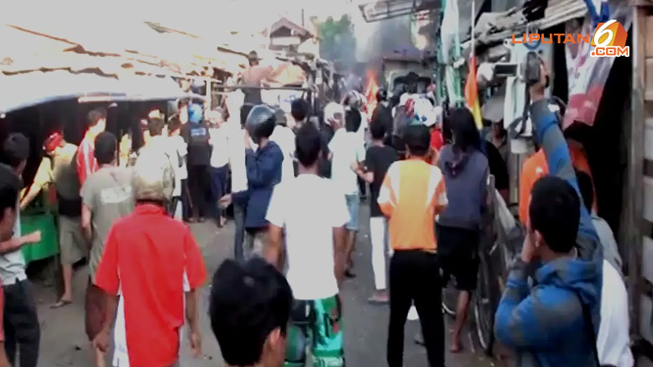 tawuran-johar-baru-130830a.jpg
