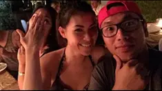 Dalam akun Instagramnya, Sammy terlihat mesra dengan Viviane. Dalam kolom keterangan pun Sammy begitu jelas memberikan lambang hati di samping nama Viviane.