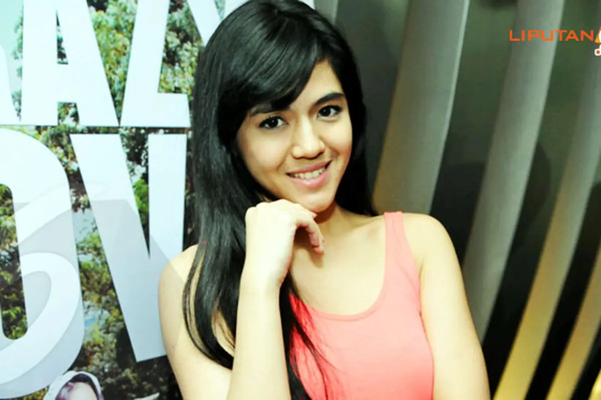 putri-una-cantik-130813b.jpg
