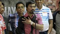 Manny Pacquaio menjalani operasi bahu setelah kalah dari Floyd Mayweather, pada Mei 2015. (Boxing Online)