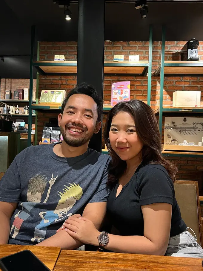 6 Potret M Khairi, Calon Suami Kiky Saputri yang Dikabarkan Anak Pejabat