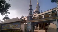  7 Makam Keramat Misterius di Masjid Batam