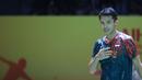 Tunggal putra Indonesia, Jonatan Christie, tersenyum setelah berhasil menaklukkan wakil Chinese Taipei, Lin Chun-Yi, pada babak 16 besar Indonesia Masters 2025 di Istora Senayan, Jakarta, Kamis (23/1/2025). Jojo menang dengan skor 21-9, 10-21, dan 21-15. (Bola.com/M Iqbal Ichsan)