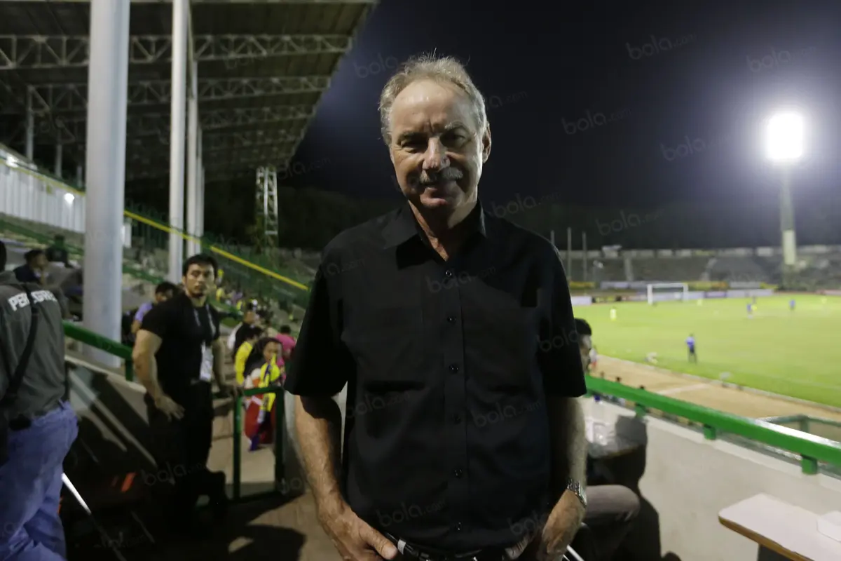 Alfred Riedl
