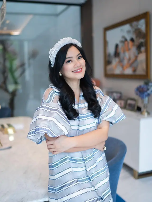 12 Seleb Indo yang Reverse Aging, Para Hot Mama yang Makin Mempesona di Usia 40an