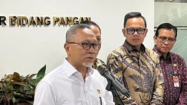 Menko Zulhas Mau Libatkan Danantara Buat Olah Sampah Jadi Listrik