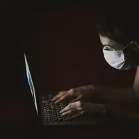 video call | pexels.com/@enginakyurt