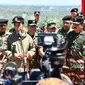 Jokowi menyaksikan latihan TNI di Natuna