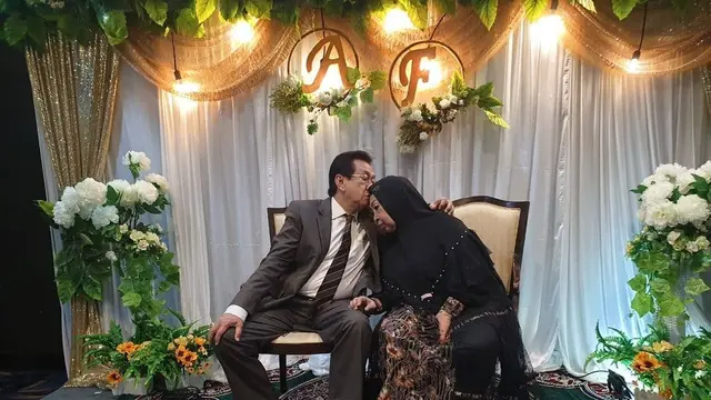 6 Momen Anwar Fuady dan Istri Rayakan Anniversary Pernikahan, 50 Tahun Bersama