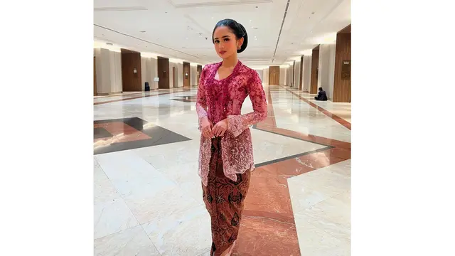 Kebaya Tissa Biani