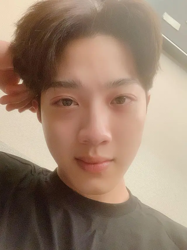 Lai Guanlin (Instagram/ official_lai_kuanlin)