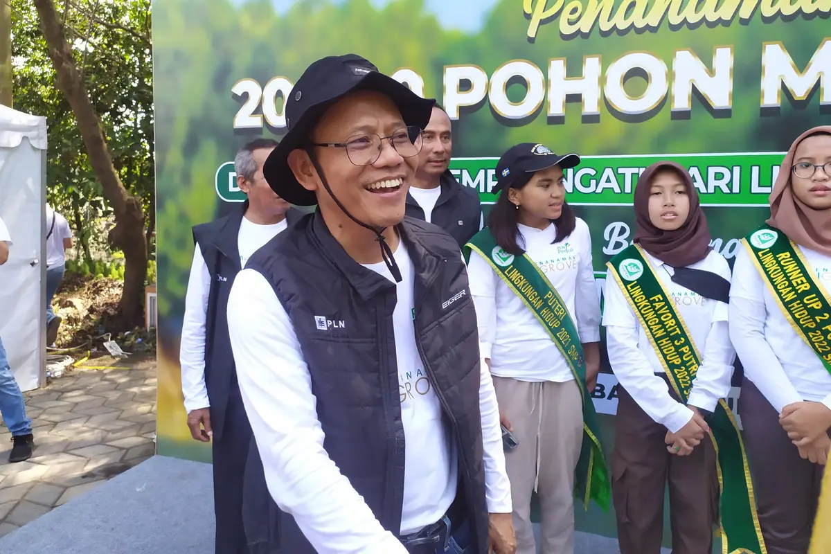 General Manager PLN Unit Induk Distribusi (UID) Jawa Timur Lasiran. (Dian Kurniawan/Liputan6.com)