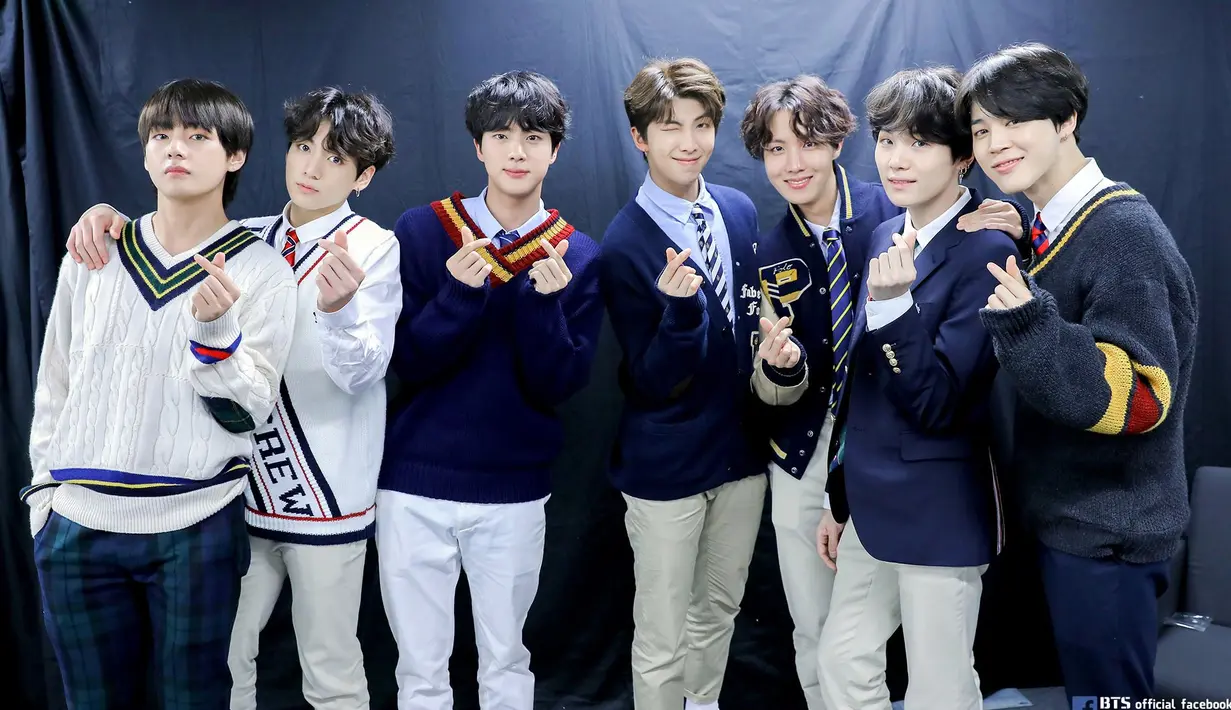 "Ini kedua kalinya kami ke Billboard Music Awards, oleh karena itu kami punya hubungan dekat dengan beberapa orang. Mereka minta untuk berfoto dan berkolaborasi, itu merupakan sebuah kehormatan," jelas Jin. (Foto: Soompi.com)