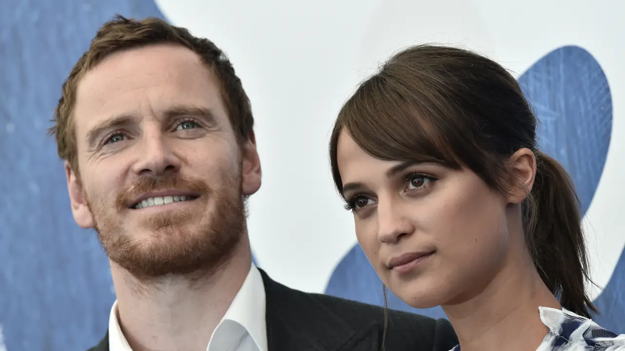 [Bintang] Michael Fassbender dan Alicia Vikander