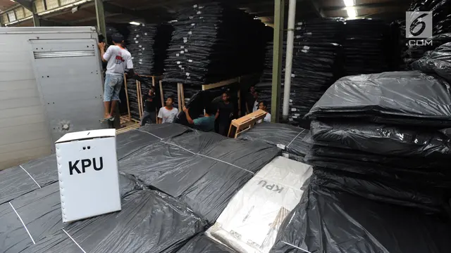 Distribusi Kotak Suara Pemilu di Bogor