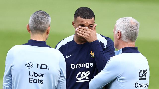 Kylian Mbappe Kembali Berlatih Setelah Hidungnya Patah