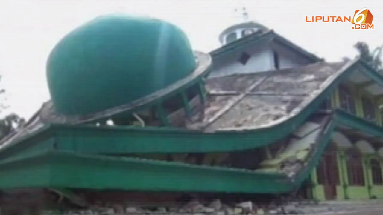 dampak-gempa-kebumen--140126b.jpg