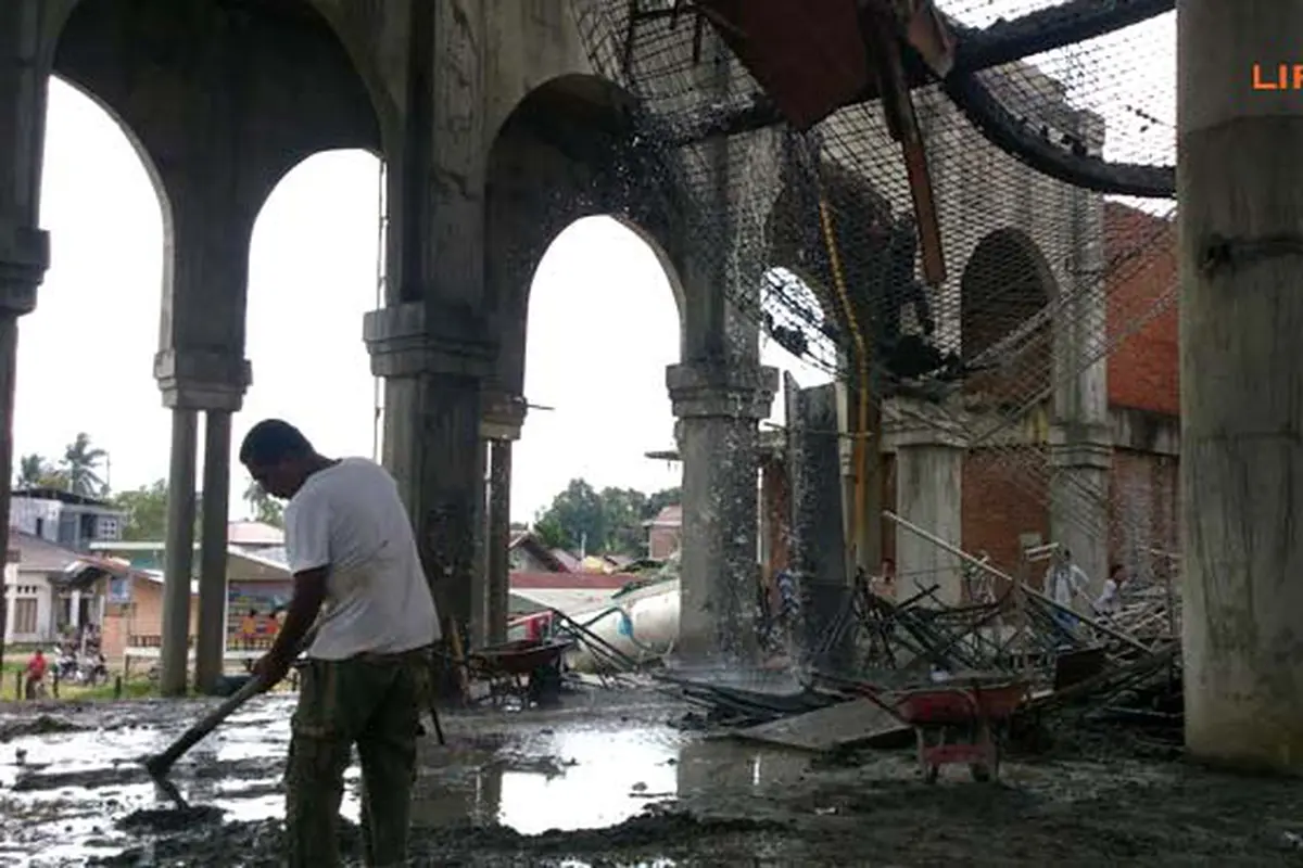masjid-aceh-140112c.jpg