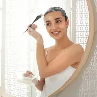 ilustrasi cara bleaching rambut/New Africa/shutterstock