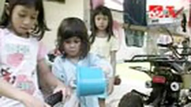 Nyuci Sepeda Bareng Baim Yuk
