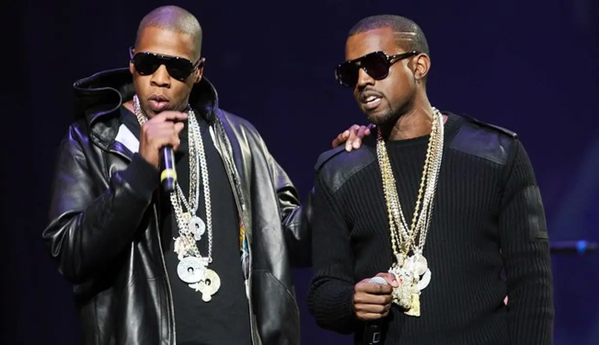 Persahabatan Kanye dan Jay-Z pun memang seperti saudara kala itu. Bahkan banyak laporan yang mengatakan bahwa perseteruan yang membuat Jay-Z tak hadir. (Business Insider)