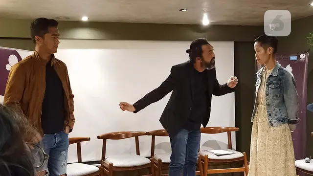 Pementasan Teater Musikal Musik Belakang Panggung