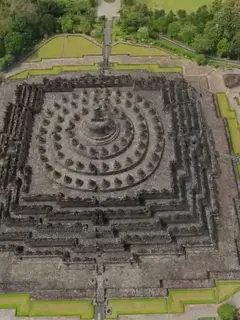 Borobudur Diabadikan Secara Digital melalui Antigravity A1, Drone 360° 8K Pertama di Dunia, serta Teknologi 3D Gaussian Splatting Magelang.