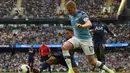 7. Kevin De Bruyne (Manchester City) - Julukan raja assist tampaknya akan tetap melekat pada playmaker asal Belgia ini. Baru tiga laga dirinya sudah mencatatkan empat assist, kehadirannya membuat lini depan City dimanjakan oleh umpan manis. (AFP/Oli Scarff)