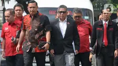 Sekretaris Jenderal (Sekjen) PDI Perjuangan Hasto Kristiyanto memenuhi panggilan penyidik Polda Metro Jaya untuk dimintai keterangan di Jakarta, Selasa (4/6/2024). (Liputan6.com/Herman Zakharia)